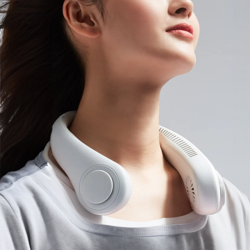 Placing FluxoFan around the neck like a pair of headphones